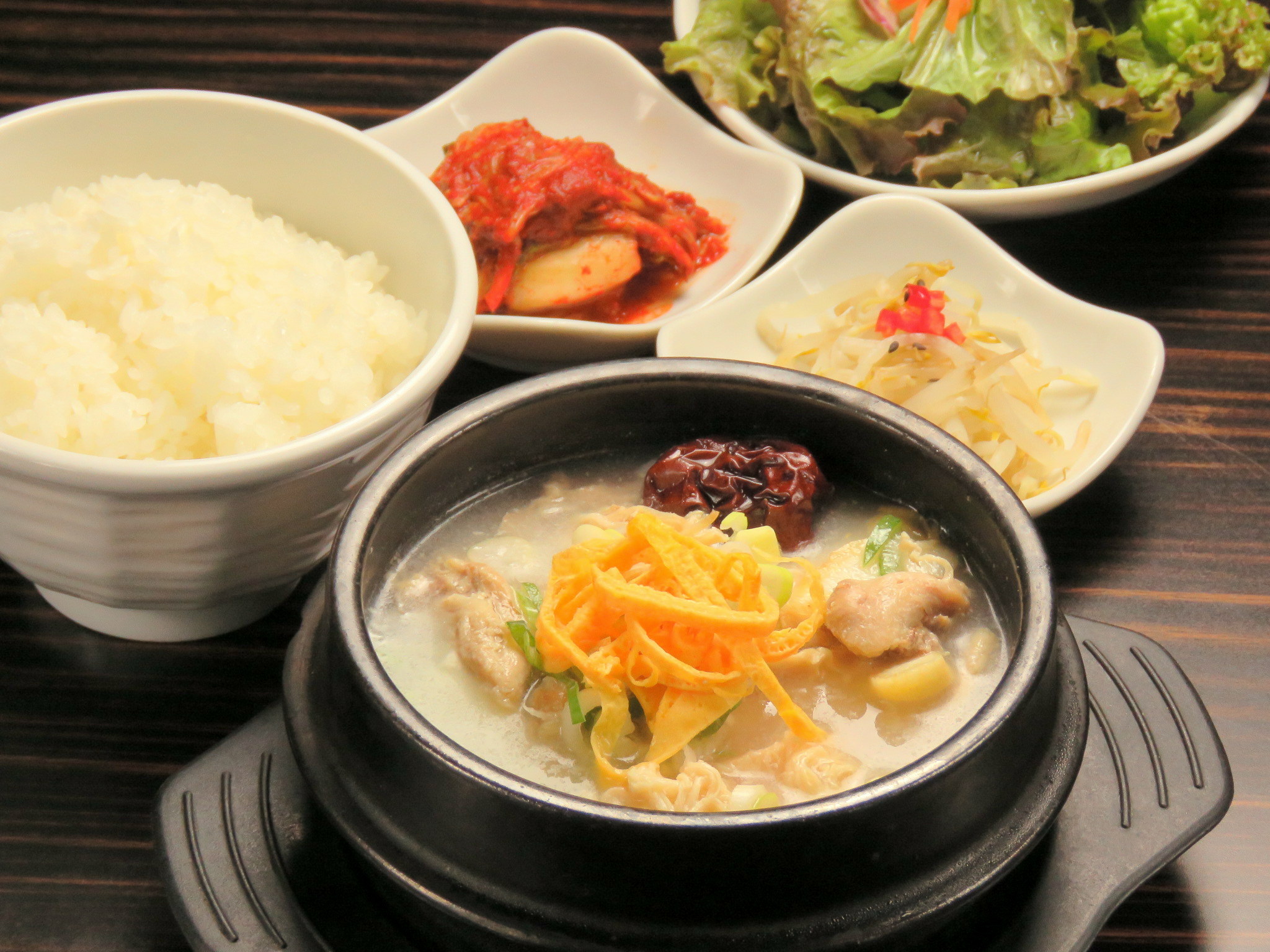 参鶏湯純豆腐チゲ定食